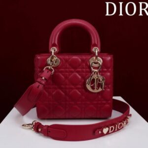 Dior Lady Dior Shoulder Bag Medium Red Ultramatte Leather