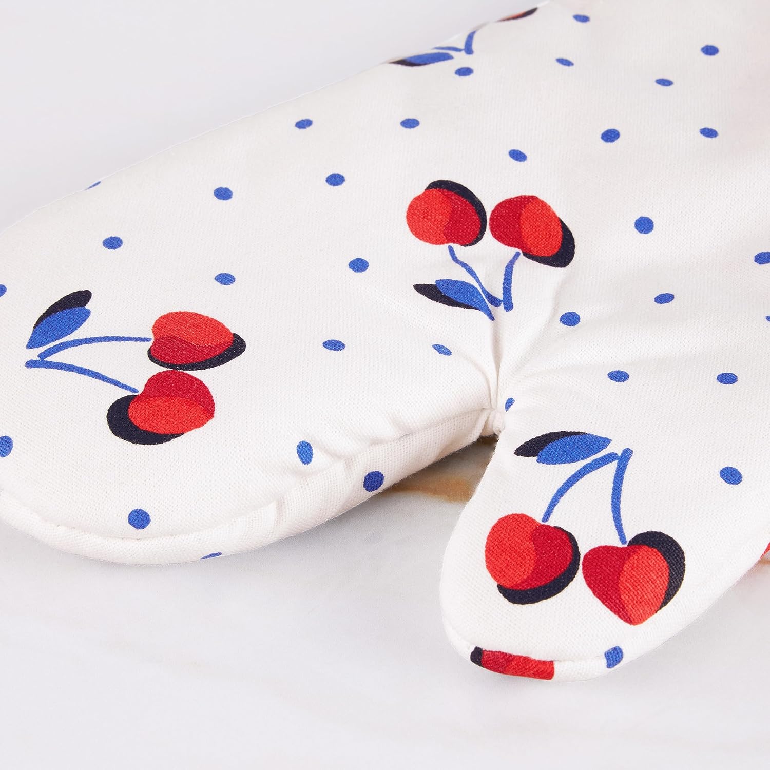 Kate Spade New York Cherry Dot Kitchen Towel, Oven Mitt & Pot Holder 4-Pack Set, 17 x 28, 7 x 13, 7 x 10, White/Red/Blue - Image 6