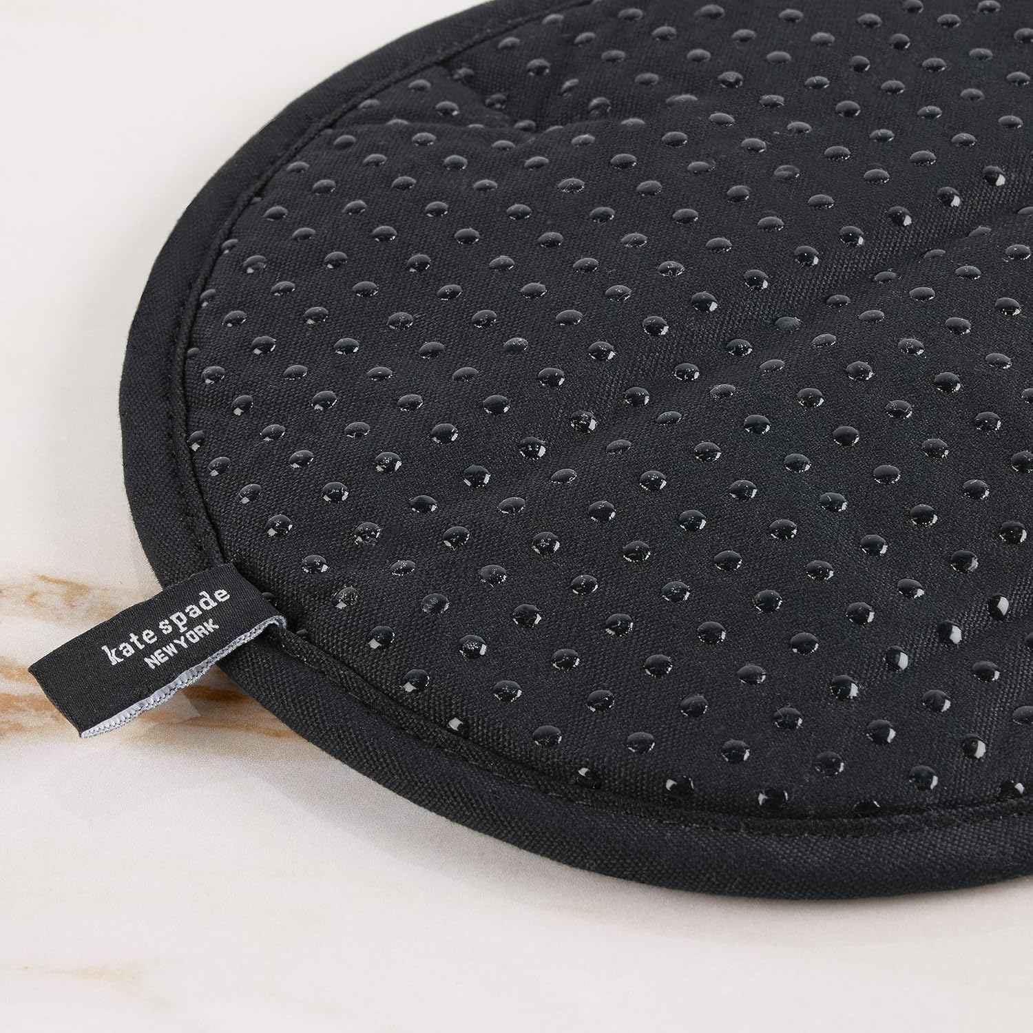 Kate Spade New York Joy Dot Oven Mitt & Pot Grabber 2-Pack Set, 7" x 13", 8" Round, Black/Beige - Image 9