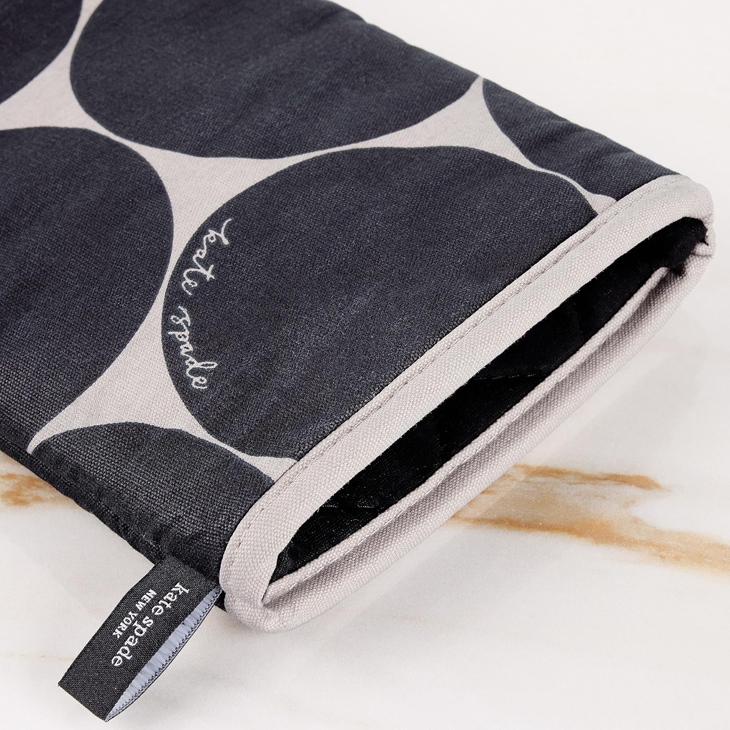 Kate Spade New York Joy Dot Oven Mitt & Pot Grabber 2-Pack Set, 7" x 13", 8" Round, Black/Beige - Image 5