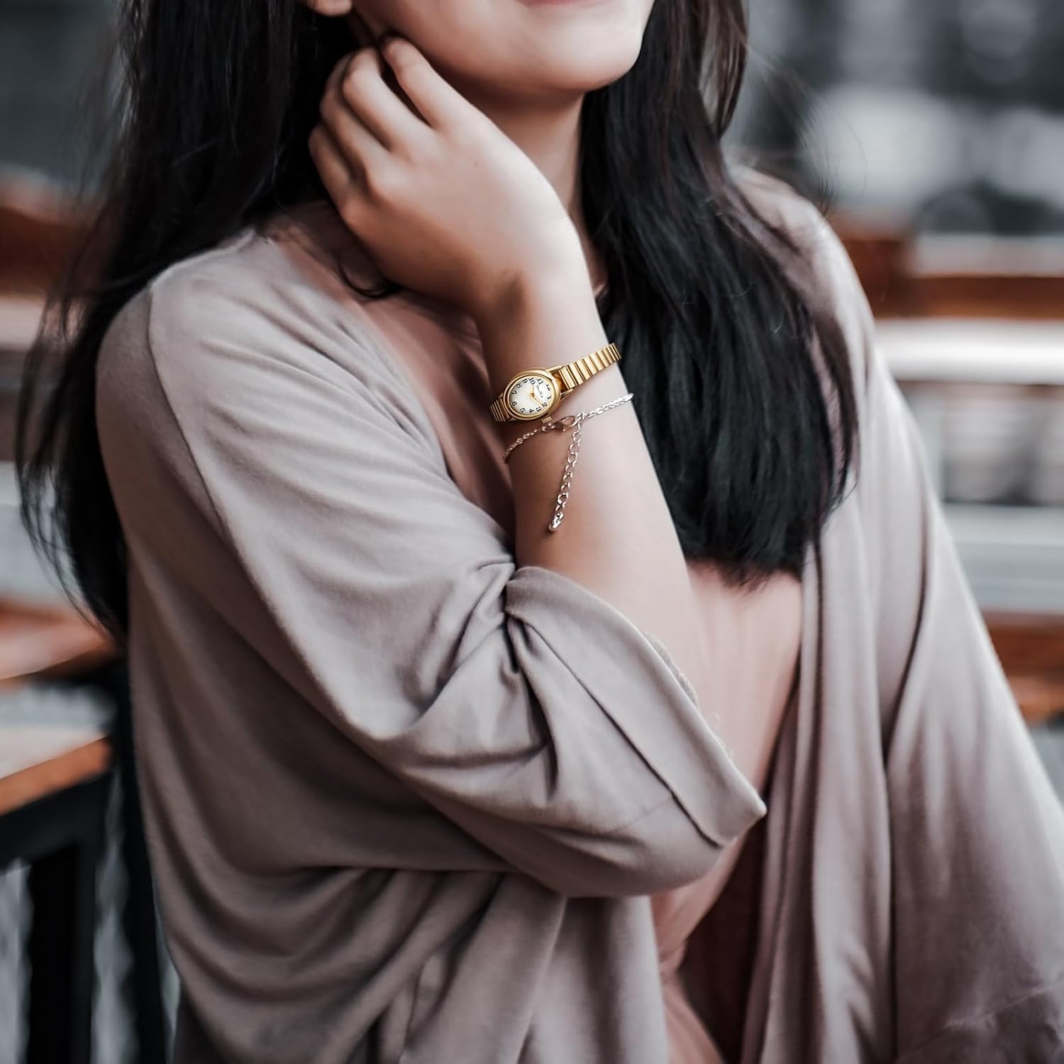 Petite Women's Easy Reader Watch, Analog Women Watch with Stainless Steel Expansion Band, Water Resistant - Image 4