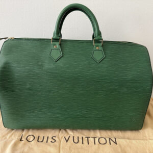 Very good condition Louis Vuitton Epi leather shoulder bag in black Very good condition Louis Vuitton Epi leather shoulder bag in black