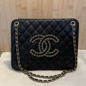 Authentic CHANEL 1112 Shoulder bag #270-004-012-0468 Authentic CHANEL 1112 Shoulder bag #270-004-012-0468