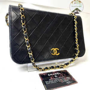 Chanel Matelasse Turnlock Lambskin Chain Shoulder Bag