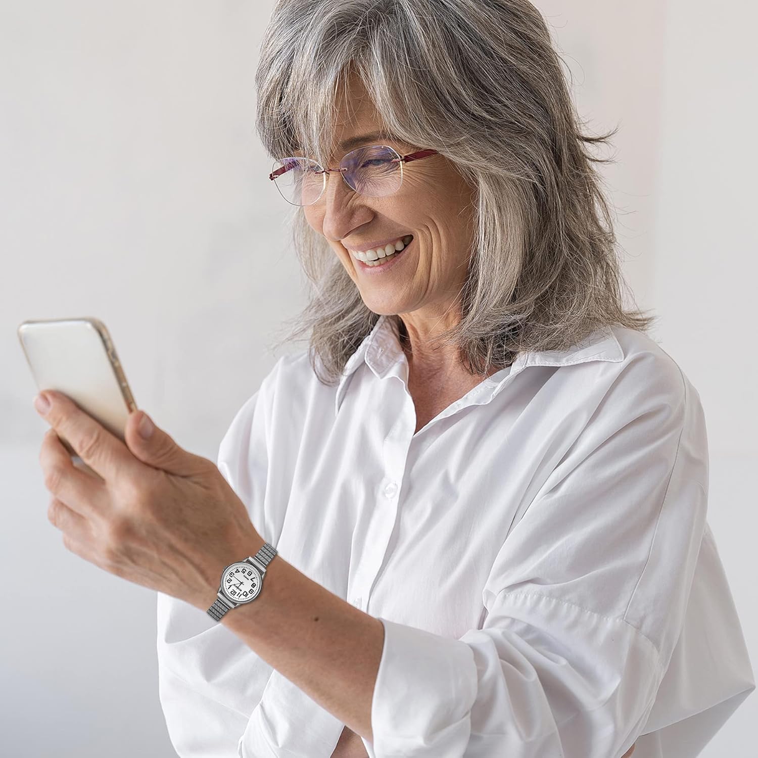 JewelryWe Women's Easy Reader Analog Watch Gold Silver Plated Elastic Band Wristwatch for Valentines Day - Image 2