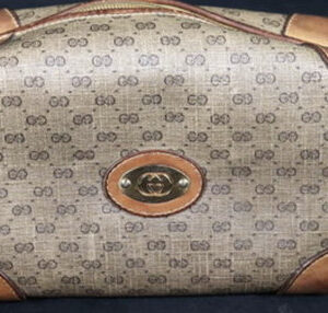 Vintage GUCCI Shoulder Bag Micro GG GUCCI sima Purse Made in ITALY Auth Vintage GUCCI Shoulder Bag Micro GG GUCCI sima Purse Made in ITALY Auth