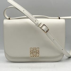 MAKE A REASONABLE OFFER – Loewe Turtle Small Bag