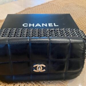 Unique 1994 Black Chanel bag 5 chain shoulder strap Unique 1994 Black Chanel bag 5 chain shoulder strap