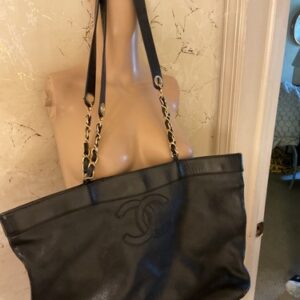 CHANEL  Black Caviar  Leather Handbag / shoulder bag / tote. holiday price