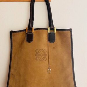 LOEWE Hand Bag Tote Bag Anagram Suede Beige Brown Used gold hardware pouch LOEWE Hand Bag Tote Bag Anagram Suede Beige Brown Used gold hardware pouch