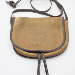 LOEWE Shoulder Bag Purse Suede Beige Auth from JAPAN LOEWE Shoulder Bag Purse Suede Beige Auth from JAPAN
