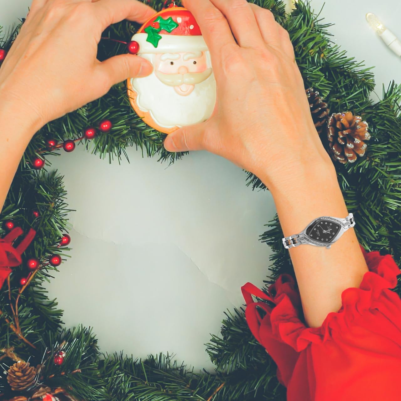 Hemobllo Lady Women Wrist Watch Rhinestone Bracelet Watch Fashion Elegant Ladies Watch Mini Dress Bling Watch (Golden White) - Image 5