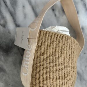 100% authentic Chloe bucket handbag -soft Pink /tan(no Duster) 100% authentic Chloe bucket handbag -soft Pink /tan(no Duster)