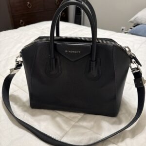 Givenchy Antigona Glazed Satchel Medium Black Leather Givenchy Antigona Glazed Satchel Medium Black Leather