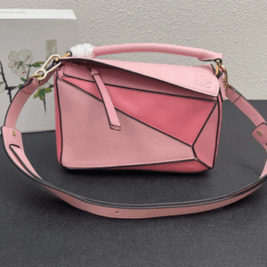 Loewe Puzzle Bag – Iconic Design, Premium Leather Loewe Puzzle Bag – Iconic Design, Premium Leather