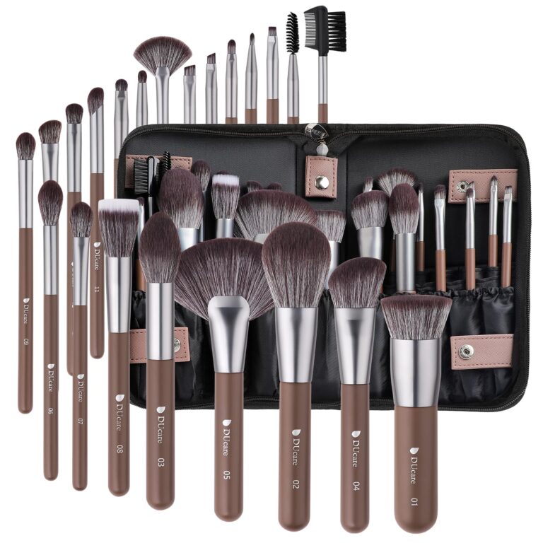 Review: DIOR MAKEUP BAG AND BRUSH SET