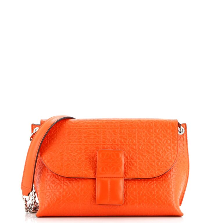 Review: Auth LOEWE – Orange Leather Shoulder Bag