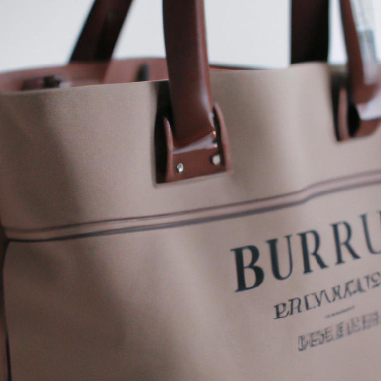Review: BURBERRY Tote bag Handbag Beige Canvas Leather From Japan