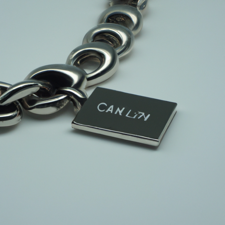 Review: Calvin Klein Jewelry Men’s Stainless Steel Bolt Necklace Color: Silver (Model: 35000258), Standard, Stainless Steel, No Gemstone