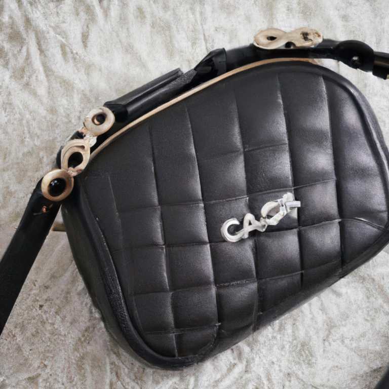 Review: CHANEL Matelassé Lambskin Waist Bag with Coco Logo Black Ladies Leather from JPN