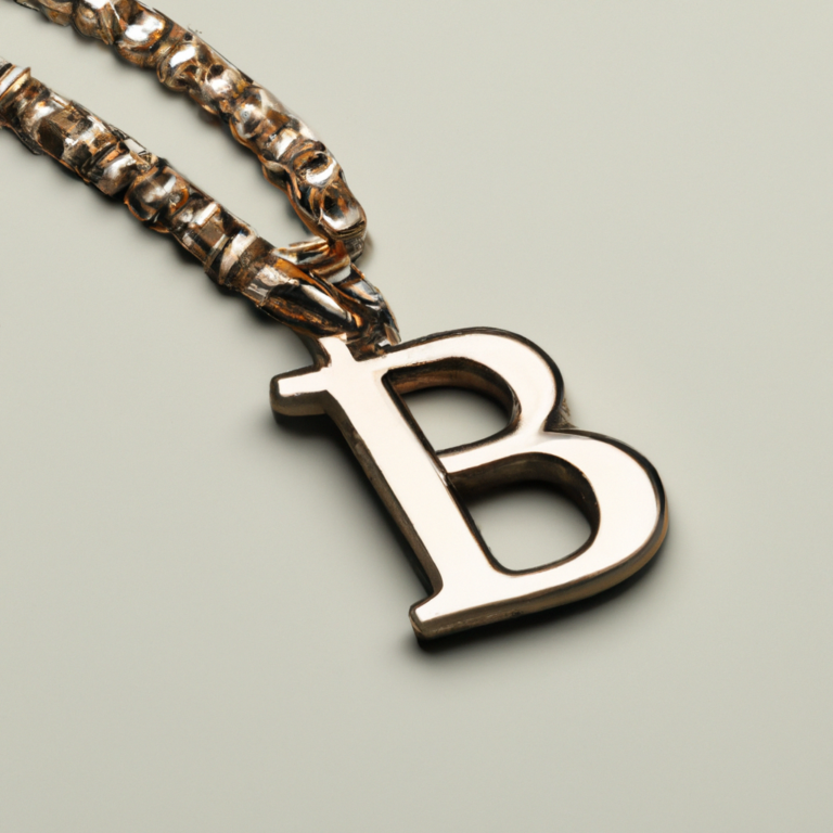 Review: Initial A-Z Letter Cuban Link Chain Necklace for Men Women Gold Silver Letter Pendant Stainless Steel 6 mm Width 19.7 Inches Jewelry Gift for Men Husband