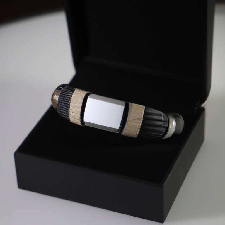 Review: SERASAR | Premium Genuine Leather Bracelet [Steel] for Men in Black | Magnetic Stainless Steel Clasp in Black, Silver and Gold | Exclusive Jewelry Box | Great Gift Idea