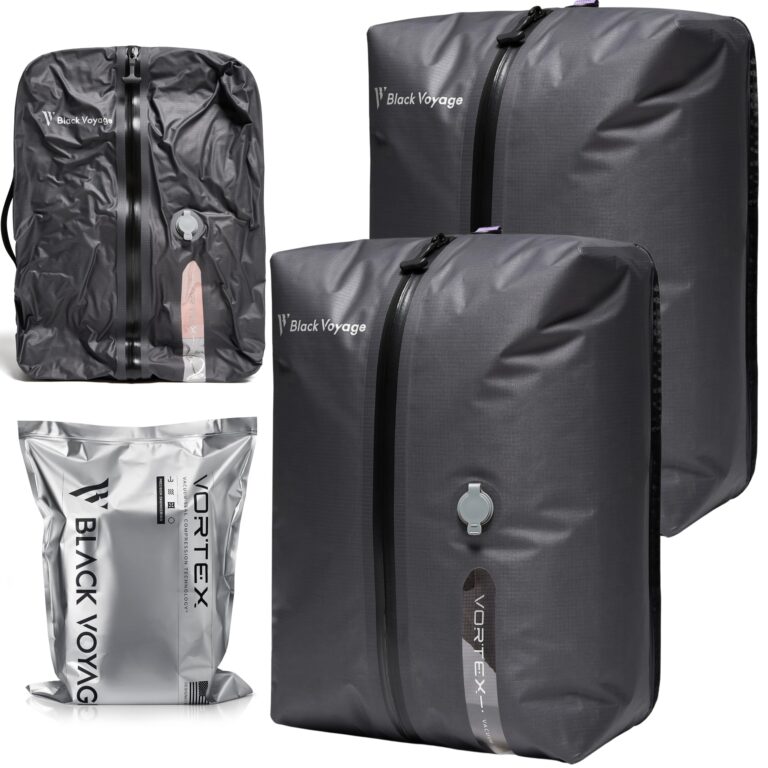 7 Best Travel Accessories for Luxury Travelers