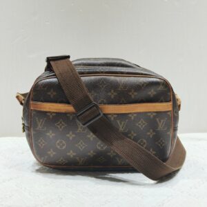 Louis Vuitton Monogram Reporter PM Crossbody Bag LV Vintage Canvas Messenger