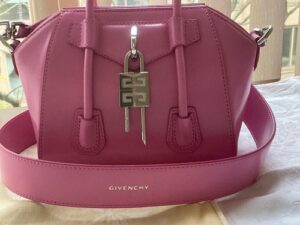 1780222688_s-l500.jpg - Luxe Faves