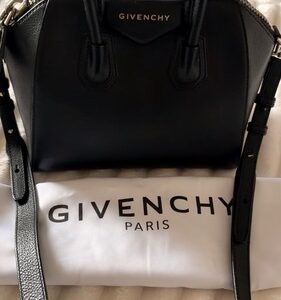 Authentic Givenchy Antigona Mini Black Goat Leather Crossbody Bag