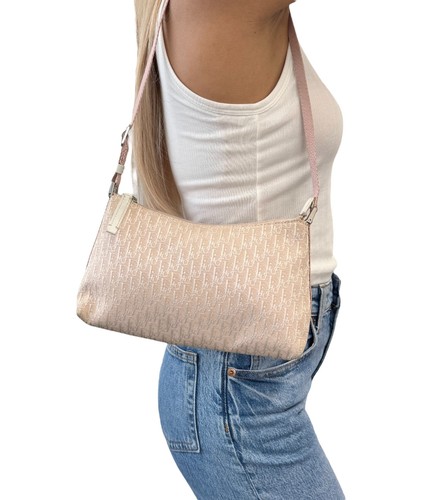 1782986412_s-l500.jpg - Luxe Faves