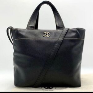 Chanel Caviar Skin Turnlock 2WAY Shoulder Bag Handbag Leather Black