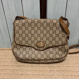 GUCCI GG Plus Shoulder Bag Flaplock Leather PVC Brown Beige Gold Hardware Japan