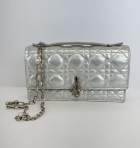 1784770566_s-l500.jpg - Luxe Faves