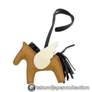 Hermès Pegasus PM Sesame Nata Black Agneau Milo Charm U Stamp #M-4934