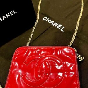 Chanel Vintage 1996 Red Patent Leather Tote Bag 24K Gold Logo Chain Purse 90s M