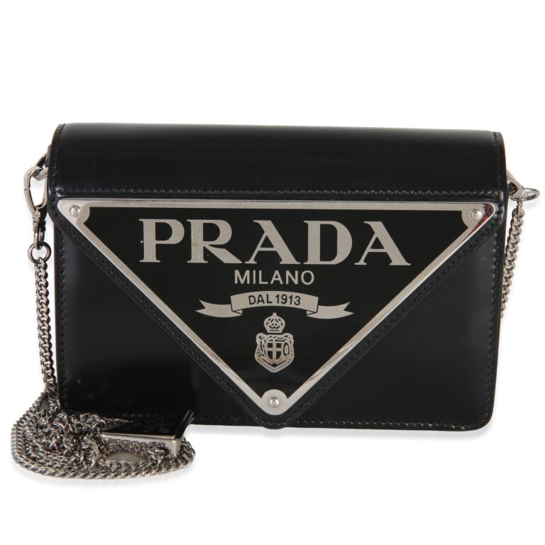 We Tested Excellent condition PRADA triangular logo plate Pocono nylon……